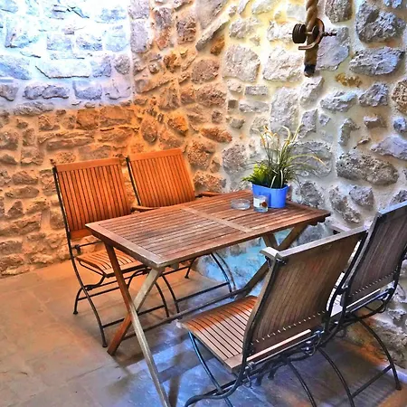 Apartment Kolar